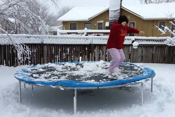 How Much Snow Can a Trampoline Hold