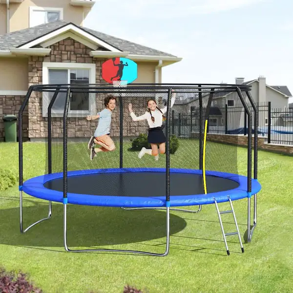 Can 4 People Be on a 12 Ft Trampoline?