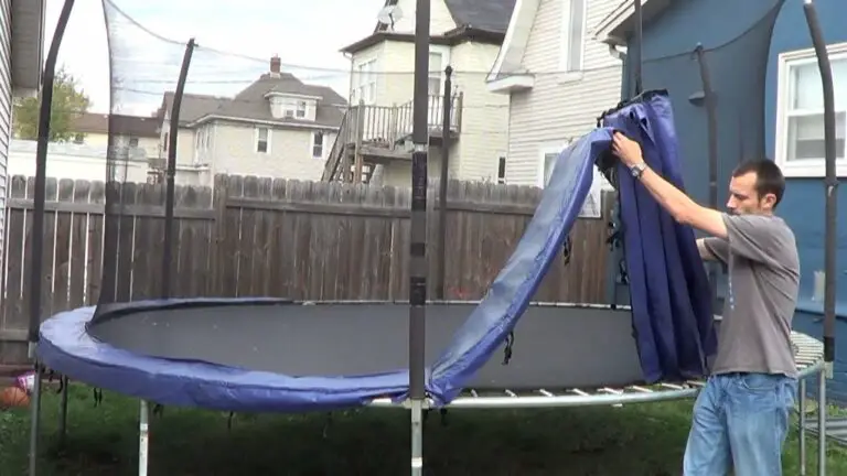 How to Disassemble a Trampoline